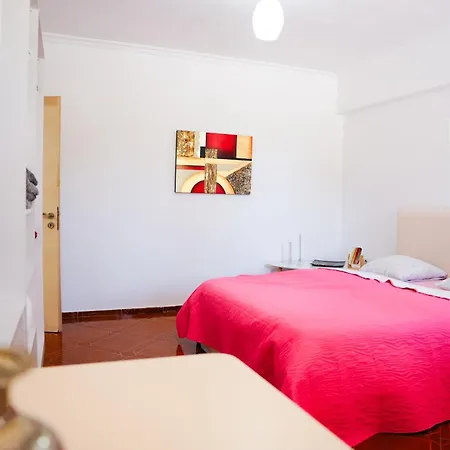 Apartment Centre Lions Gate 1 *