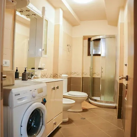 Centre Lions Gate 1 Apartment